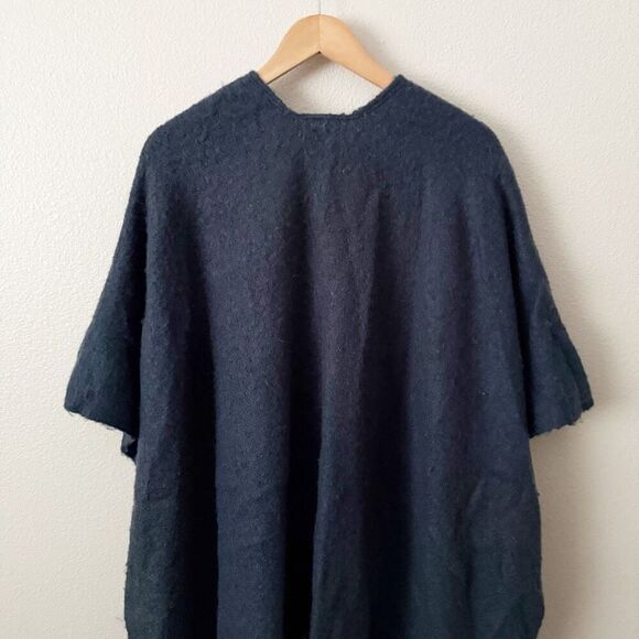 ECHO | Fringe Hem Fringed Bloucle 'Ruana' Navy Blue Fuzzy Wrap Poncho | OSFM - Picture 5 of 6